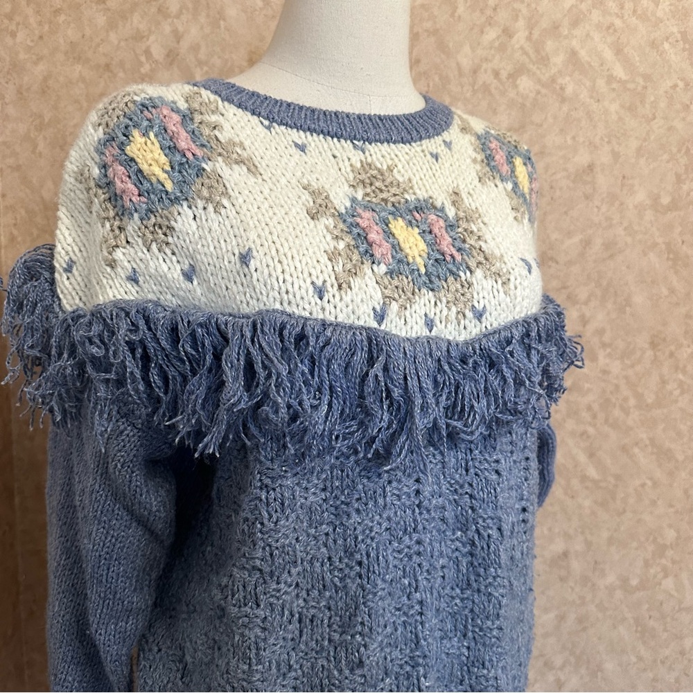 VTG 80s 90s Blue Floral Fringe Chunky Knit Sweater - Picture 2 of 8